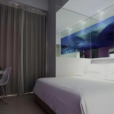 G Suites Hotel By Amithya Surabaya Exterior foto